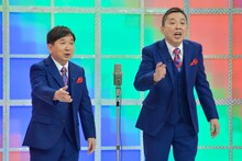 トリで渾身のネタを熱演した爆笑問題