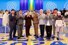 左からロングコートダディ兎、ミルクボーイ、見取り図、アキナ