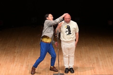 2024年の単独ツアー「“15年に1度の東名阪ツアー+北海道・福岡”トム・ブラウン単独ライブ2024『たろう7』」より、トム・ブラウン（撮影：高月清司）