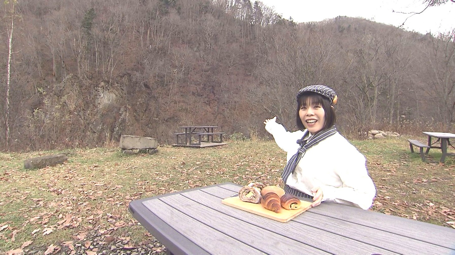 北海道で“推しパン”探しの旅を繰り広げるカーネーション吉田