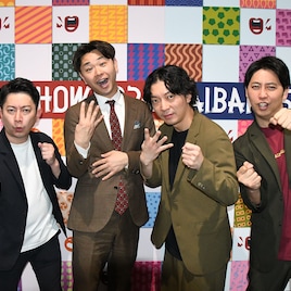 ダンビラムーチョの冨安四発太鼓で「DAIBAKUSHOW」開幕、ニューヨーク屋敷も絶賛の“憑依”