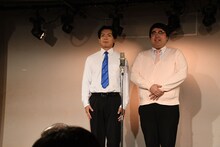 ネタを披露するマヂカルラブリー