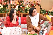 左から恒松祐里、中岡創一。©TBS