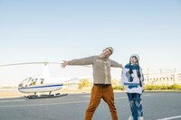 ヘリコプターに乗る野性爆弾くっきー！とプリンセス天功