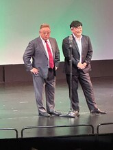 ロサンゼルスで単独公演に臨んだサンドウィッチマン