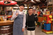 左からNON STYLE石田、ナインティナイン岡村