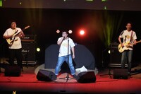 アイボリーズのパフォーマンスの様子