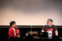 左からウエストランド井口、作家・飯塚大悟