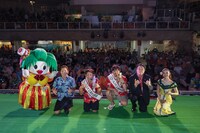 スパリゾートハワイアンズの創業60周年応援大使に就任したアルコ＆ピースら