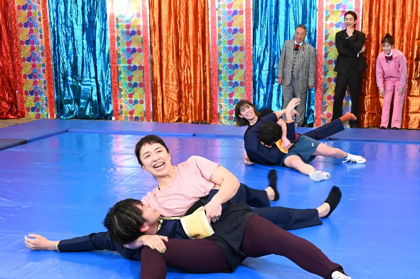 「ぐるナイゴチ26開幕！新メンバーは2人！2時間SP」のワンシーン
