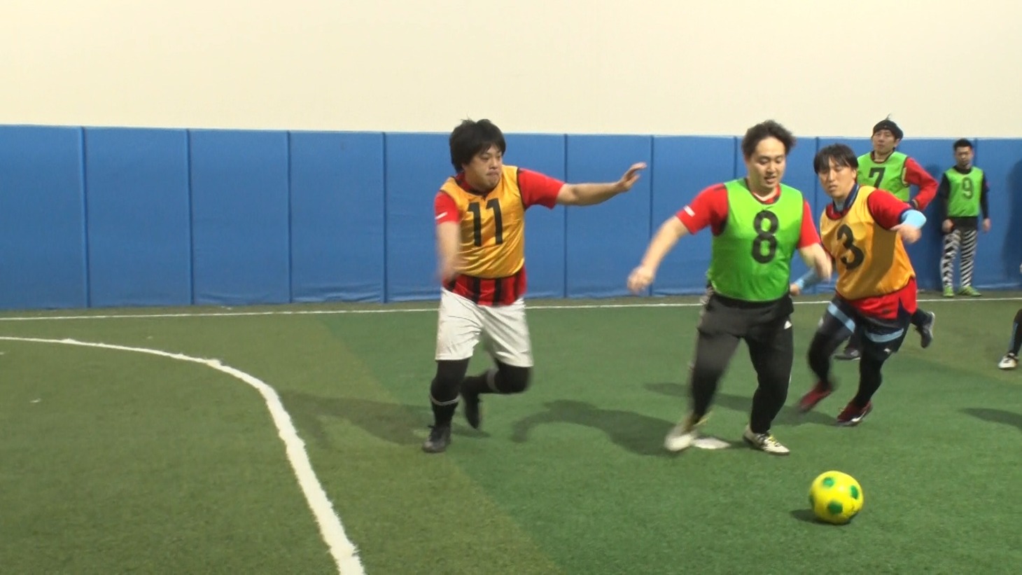 「World HOMERUN Factory Season2 ～目指せ！世界のヒットメーカー～」のワンシーン
