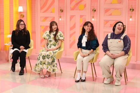 左から、ギャル曽根、ヨンア、peco、熊元プロレス