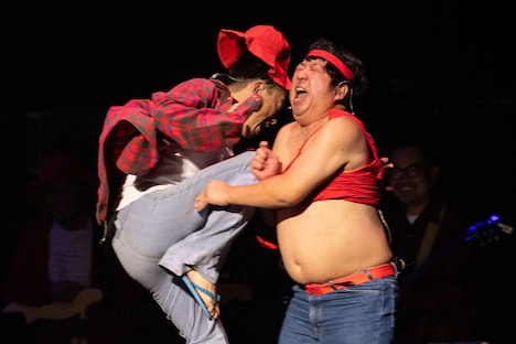 Blu-ray「赤えんぴつ in 武道館」より