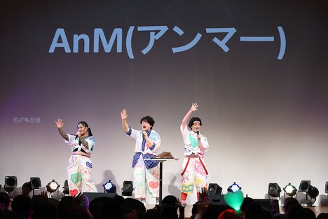 初のファンミーティングを開催したMyM