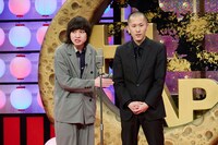 家族チャーハン。左が大石、右が江頭