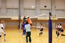 「火曜は全力！華大さんと千鳥くん」のワンシーン