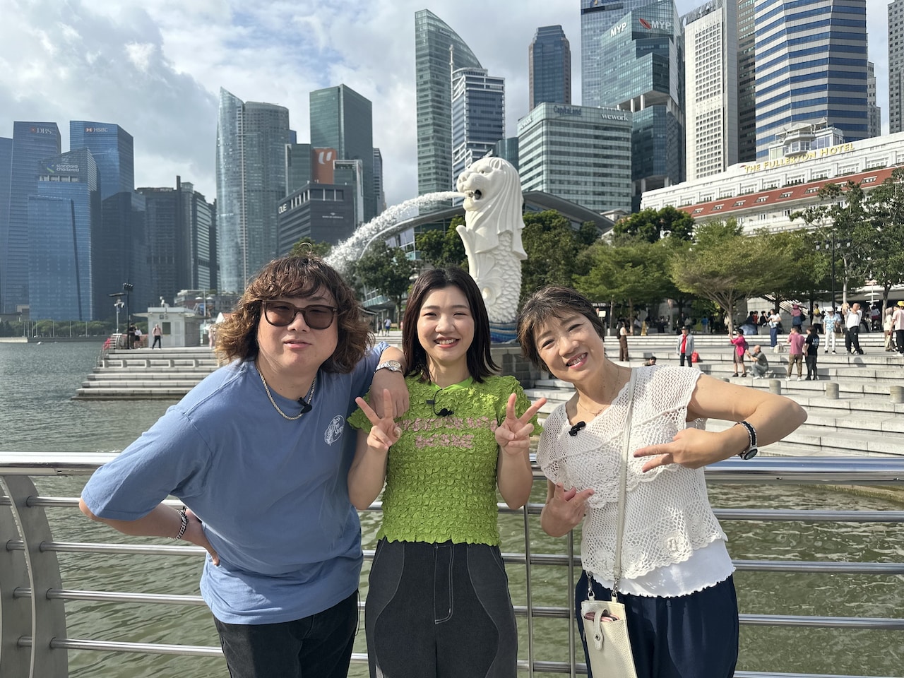 3時のヒロイン福田、母と兄を連れてシンガポールでグルメ旅