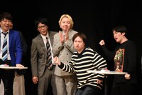 企画コーナー「クイズ 本当はココをホメられたい！」の様子