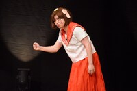 ネタを披露する脳みそ夫