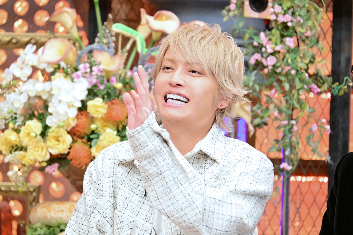 手越祐也