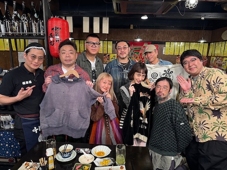 「古着で呑む」に出演する古着呑人たち