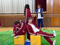 「マユリカとおねだりフルーツジッパー」より