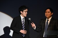 左からヒロ・オクムラ、霜降り明星せいや