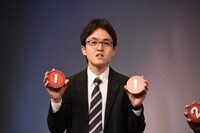 出番順抽選でトップバッターを引いたヒロ・オクムラ