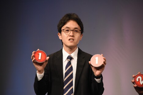 出番順抽選でトップバッターを引いたヒロ・オクムラ