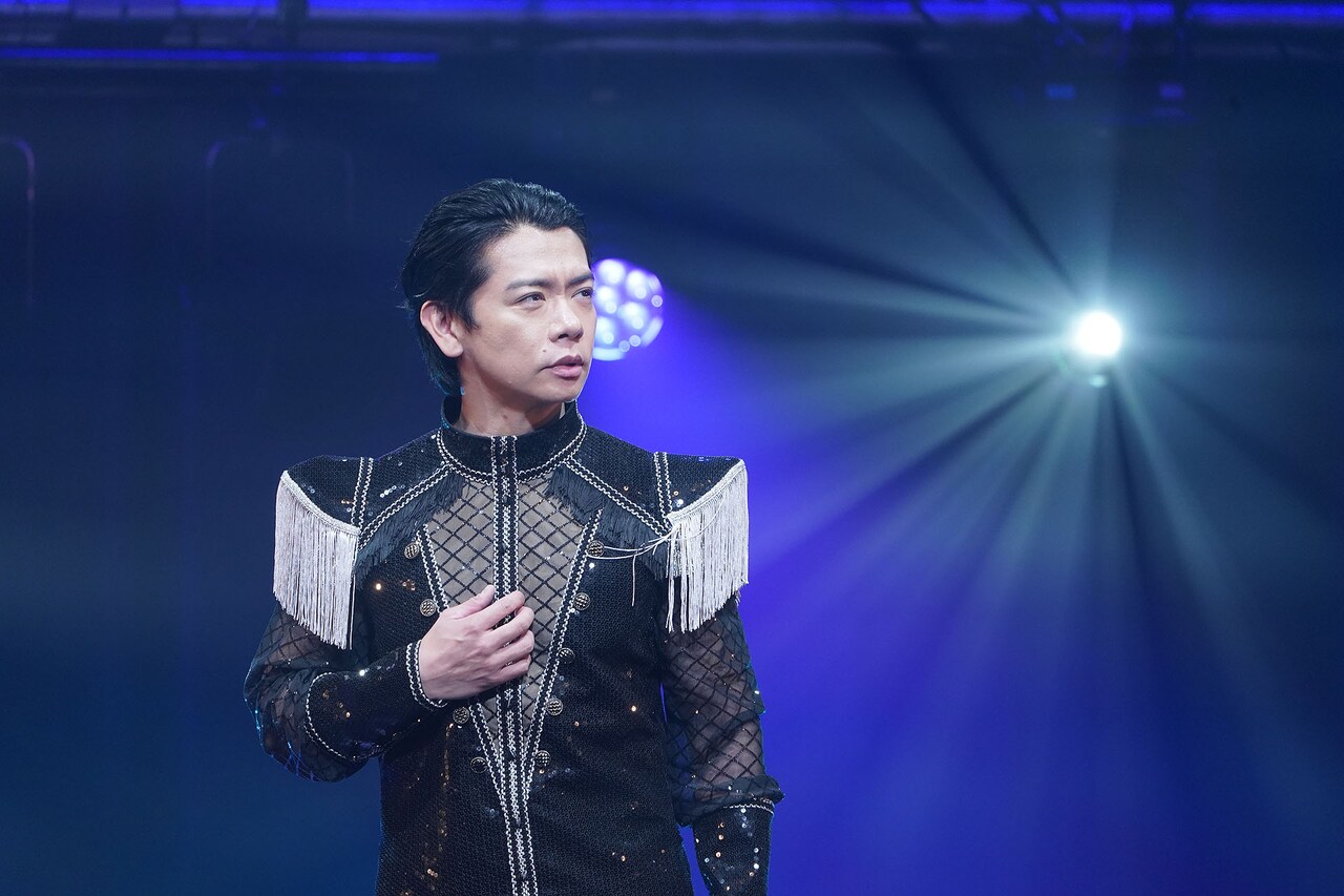 スモーク、火柱、巨大ミラーボール！豪華演出満載の野田