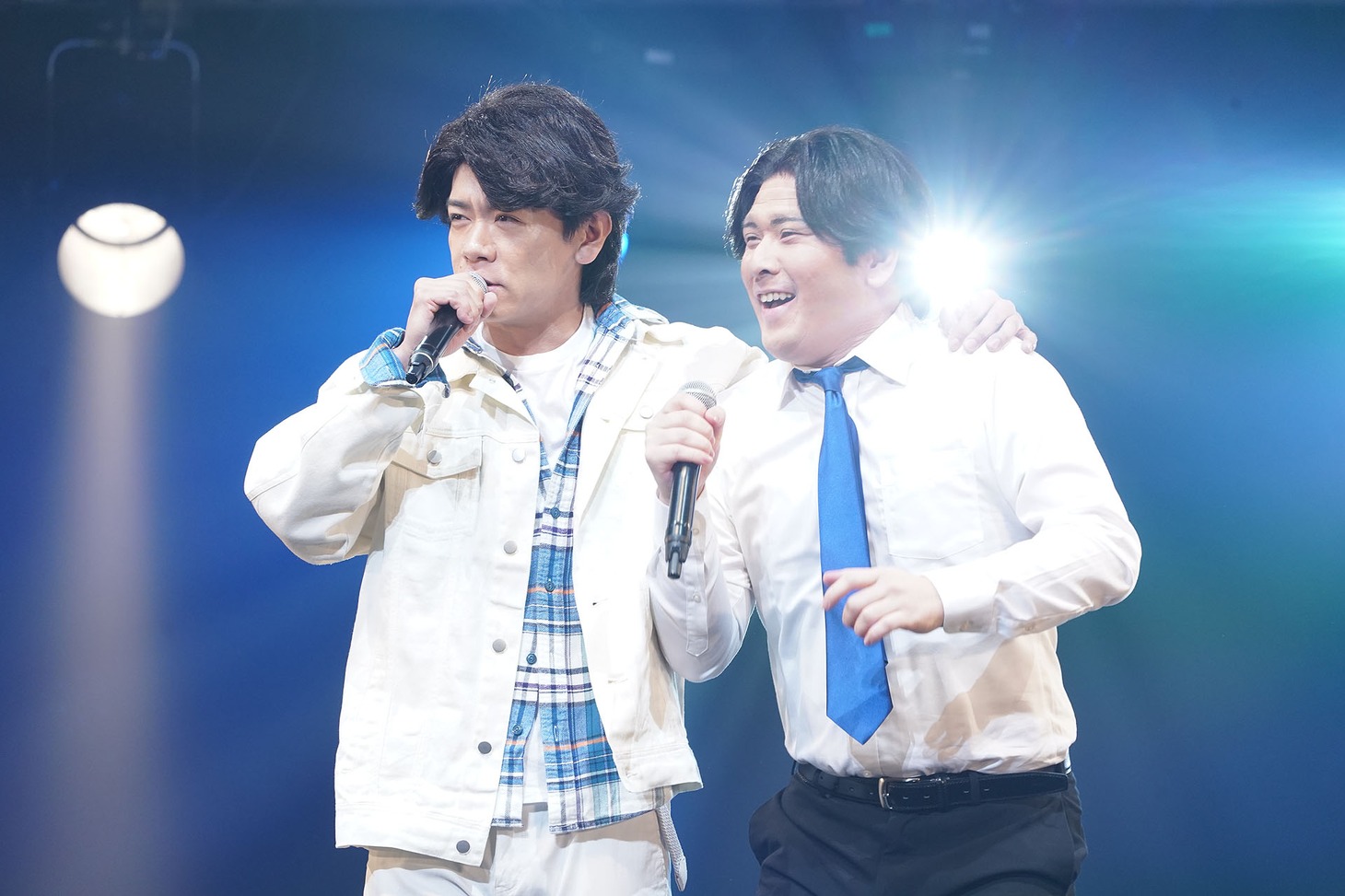 福山雅治本人（野田クリスタル）と野田クリスタル（Mr.シャチホコ）