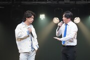 他愛のないトークを繰り広げる福山雅治本人(野田クリスタル)と野田クリスタル(Mr.シャチホコ)