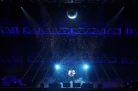 中島美嘉「雪の華」を歌う野田クリスタル（Mr.シャチホコ）