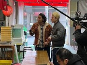 「見取り図の自撮り図」で名古屋ロケを繰り広げる見取り図