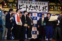 賞状授与の様子