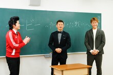 左からジョックロックゆうじろー、播戸竜二、柿谷曜一朗