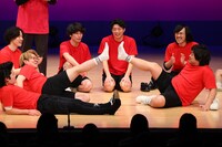 「オールマンゲキ」第一部より、「ヒガシのマワシ」の様子