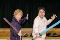 スポーツチャンバラに挑戦する立花慎之介とマヂカルラブリー村上