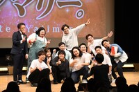 一旦ゲーム関係なく普通に記念撮影をする一同