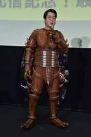 男性ブランコ浦井