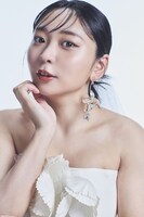 「ゼクシィ」でウエディングドレス姿を披露するにゃんこスター・アンゴラ村長