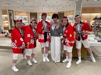 「買い物の達人」に出演する広瀬香美ら