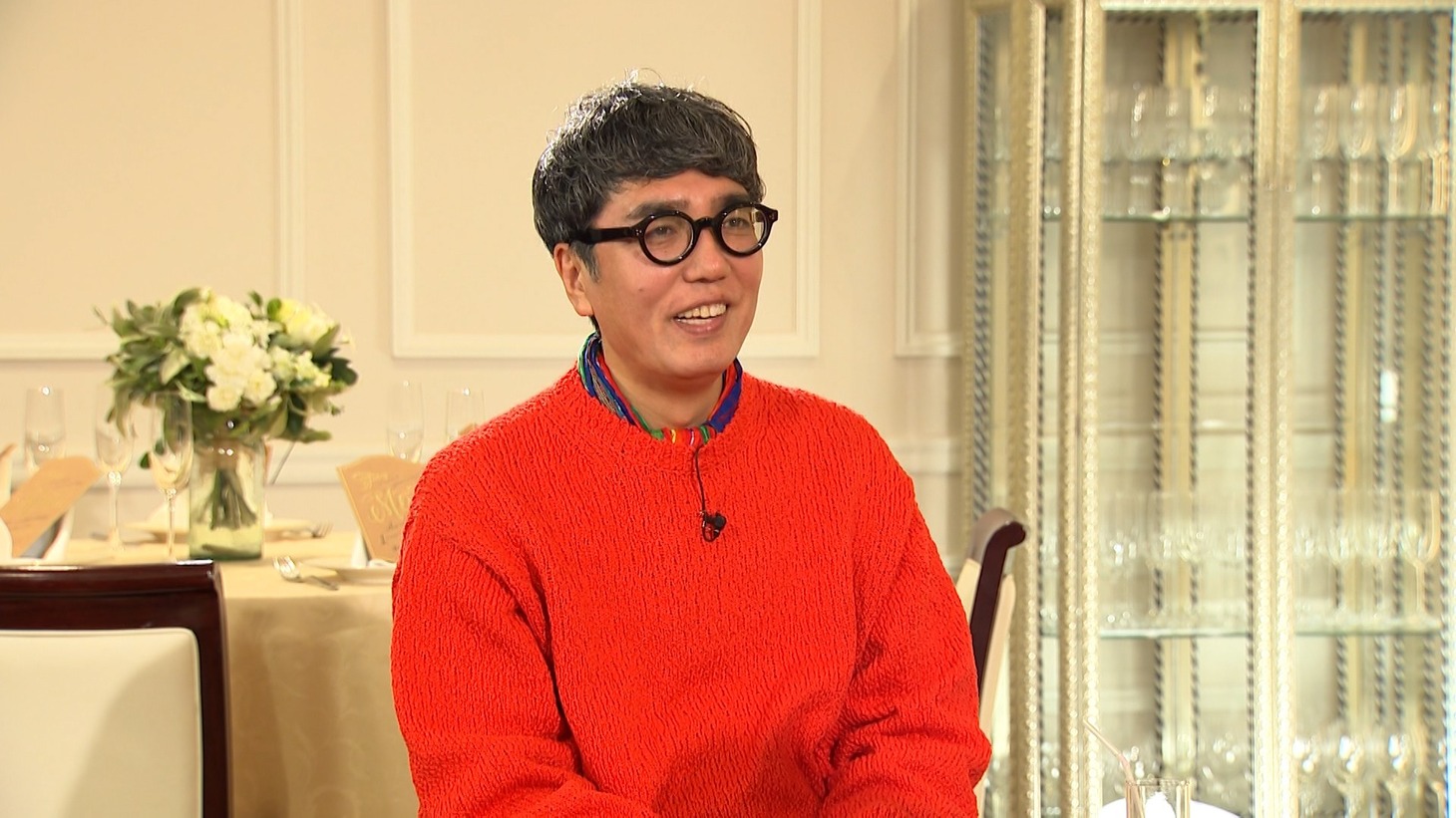 「ボクらの時代」に出演する、おぎやはぎ小木