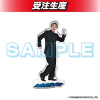 「DMMオンクレ」のナイチンゲールダンスグッズ。アクリルスタンド