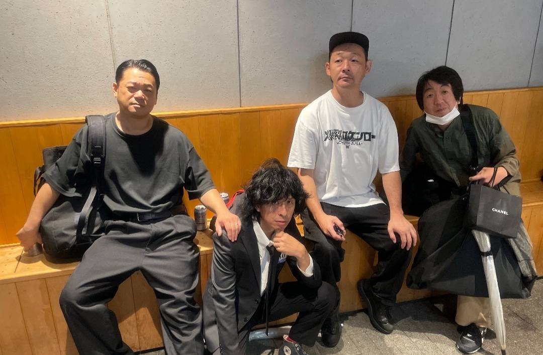 左からモダンタイムス川崎、虹の黄昏・野沢ダイブ禁止、虹の黄昏・かまぼこ体育館、モダンタイムスとしみつ