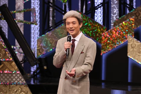 1本目のネタを披露する友田オレ