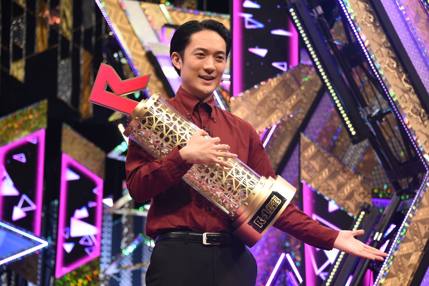 「R-1グランプリ2025」で優勝した友田オレ