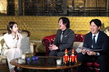 左から村重杏奈、ニューヨーク