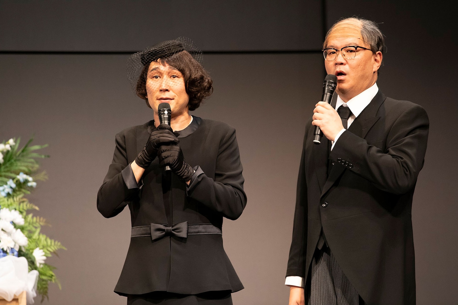 コント「千鶴様と伴」のワンシーン