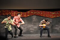 合同コントより、（左から）サルベース折田、おしどり大名・てんこ盛り男、志摩ロドリゲス